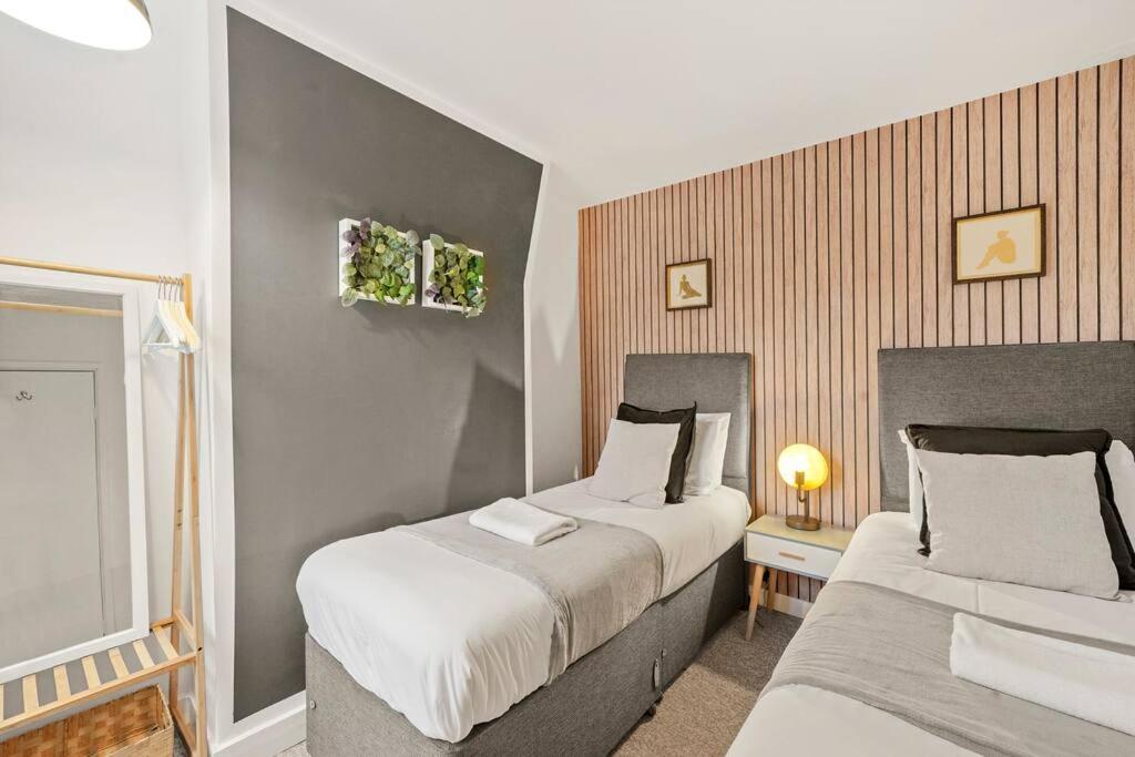 Aesthetic Cambridge Cottage Sleeps 5! Exteriör bild